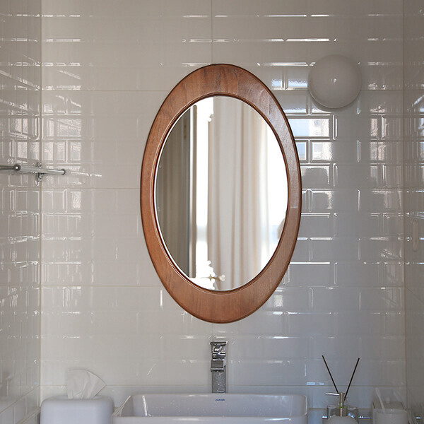 오브젠탈,Classic Wood Mongeau Mirror