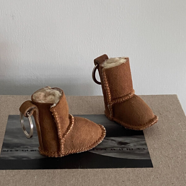 오브젠탈,Ugg boot Handmade Keyring